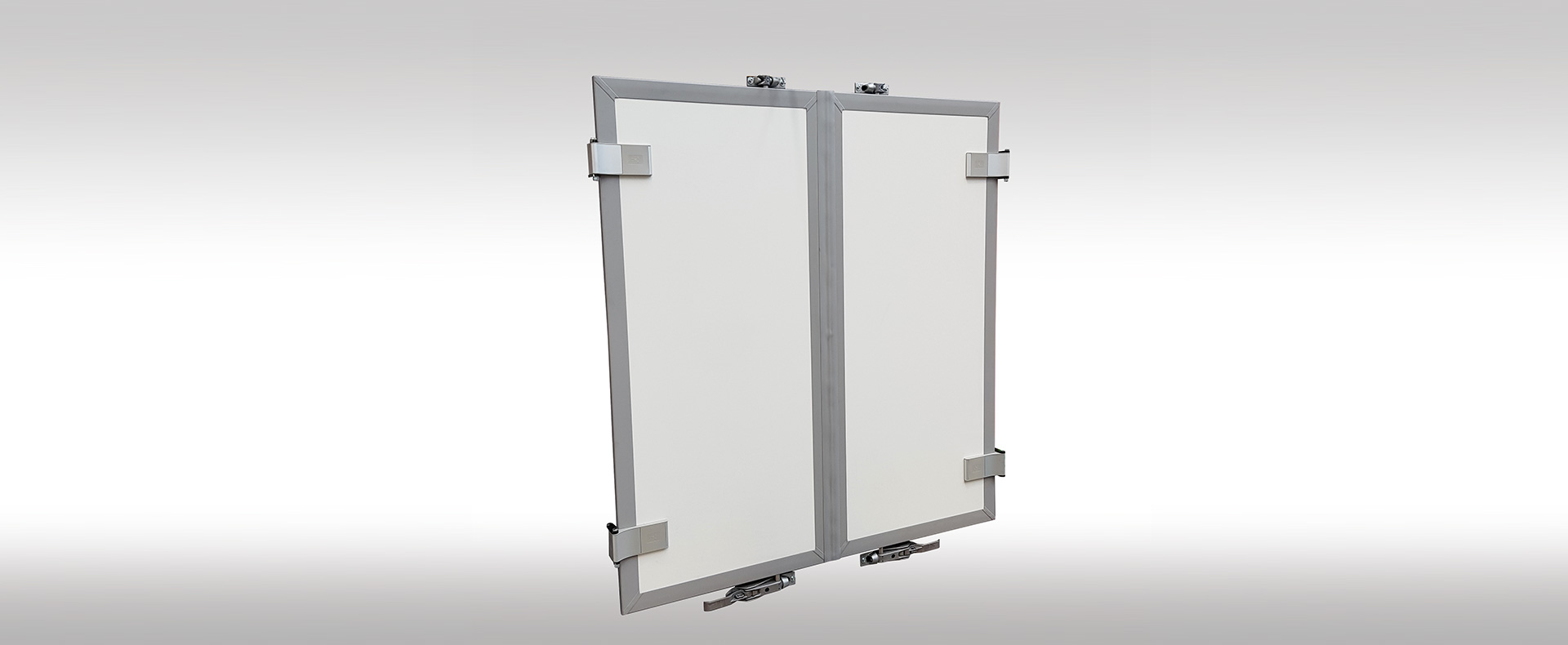 F2 the hybrid door